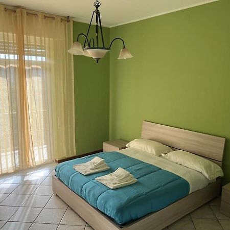 Orio Relax 24H Airport 1 - 3 Minute From Arrival By Bus Apartment แบร์กาโม ภายนอก รูปภาพ
